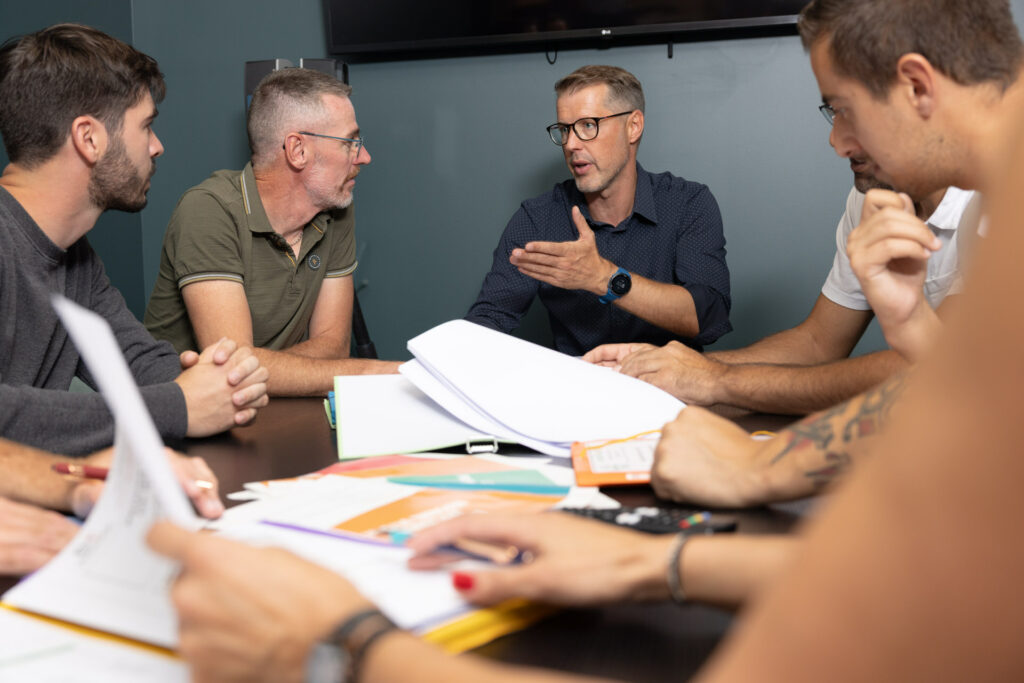 réunion entre collaborateurs